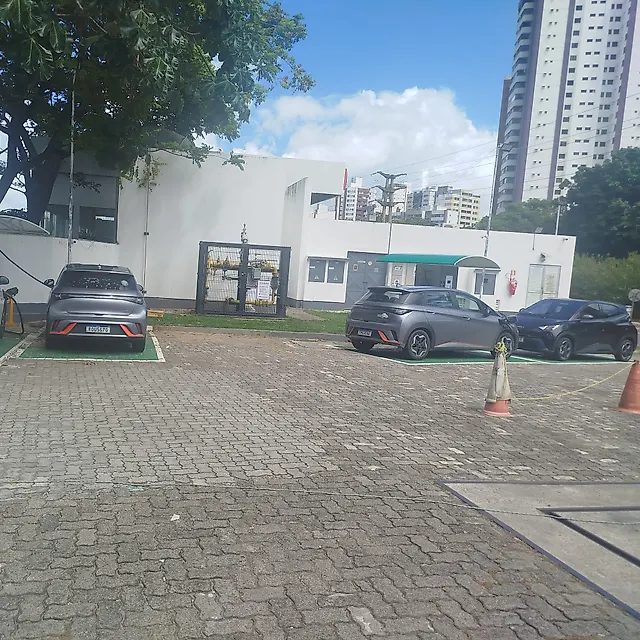 Estação Posto Shell Magalhães Neto