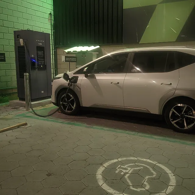 Estação VOLVO Fast Charger | Ubatuba Mall