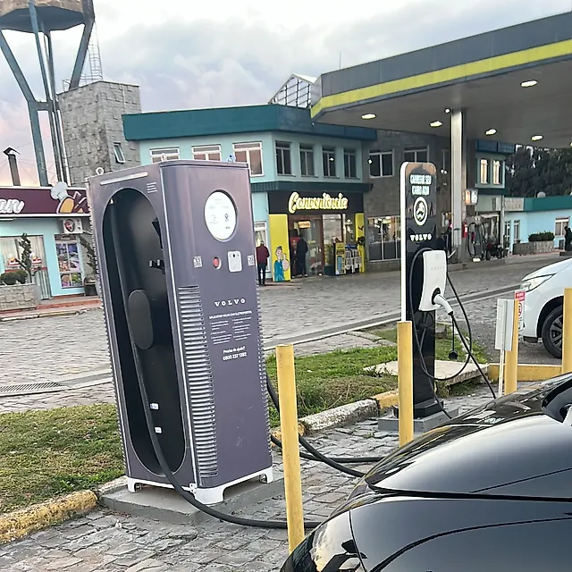 Estação Rota Volvo - American Oil Lages