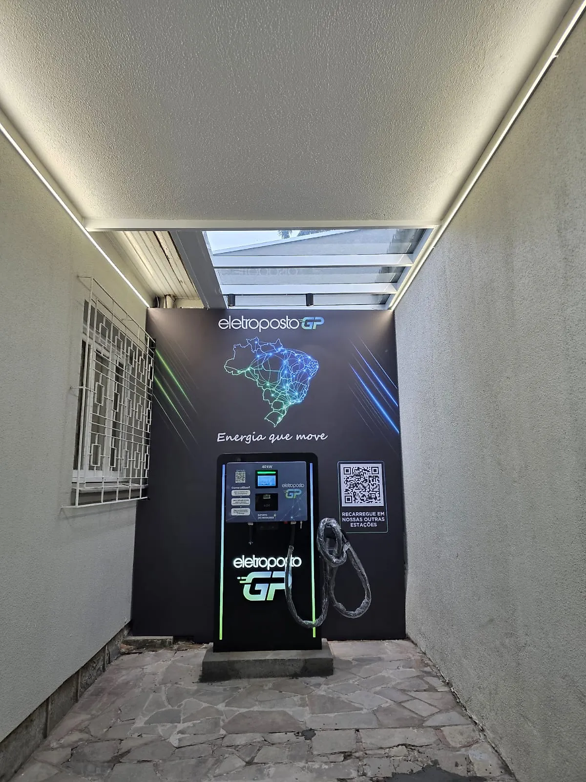 Estação Eletroposto GP - Uninter