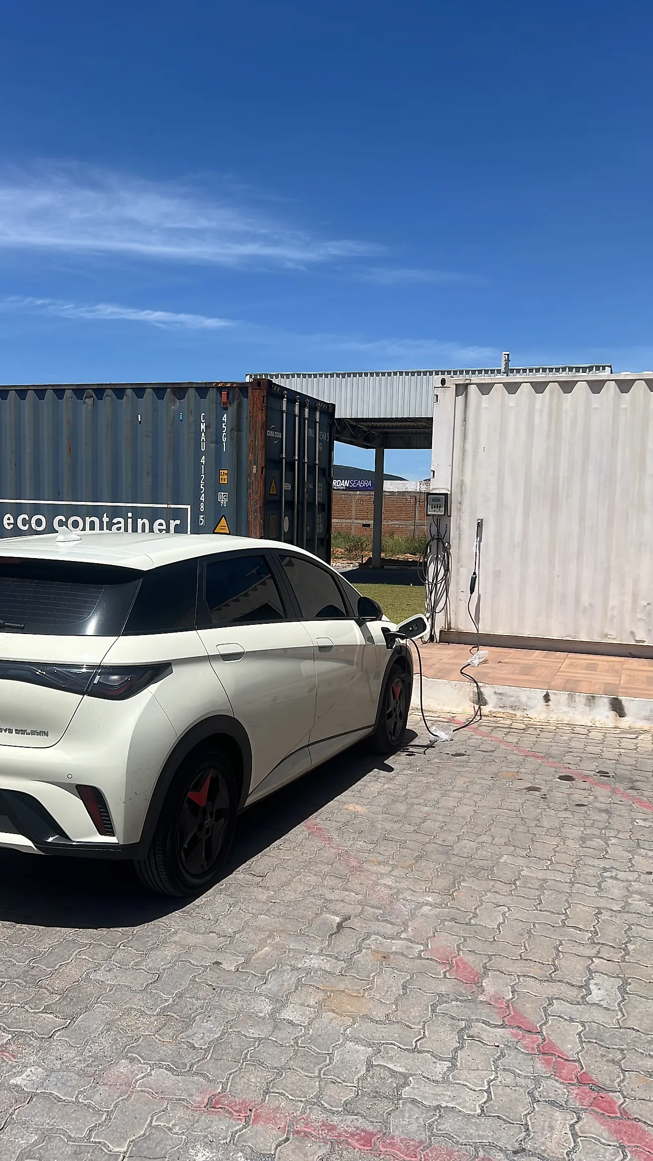 Estação Volvo - Auto Posto DDD242