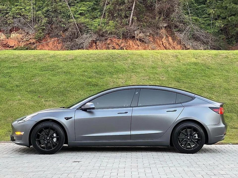 Tesla Model 3 - Imagem 5