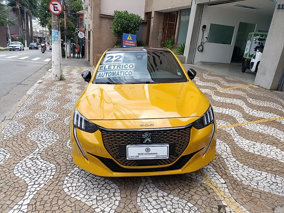 Peugeot E-208 - Imagem 1