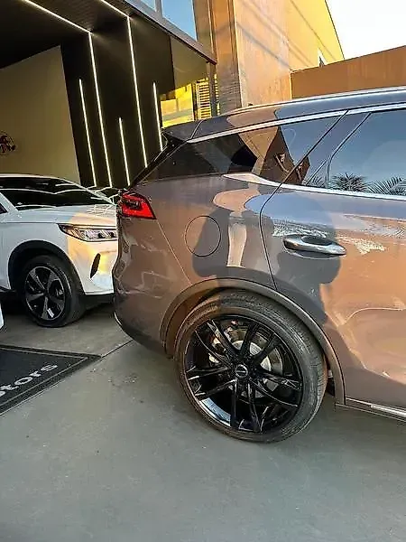 BYD Tang - Imagem 18