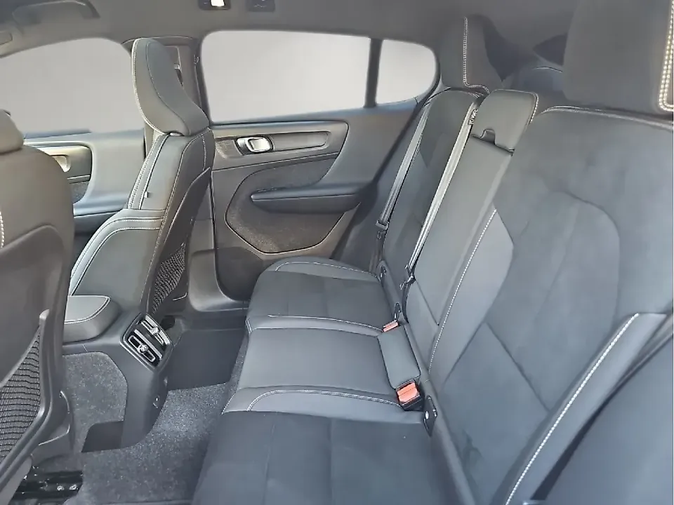 Volvo C40 Recharge - Imagem 8