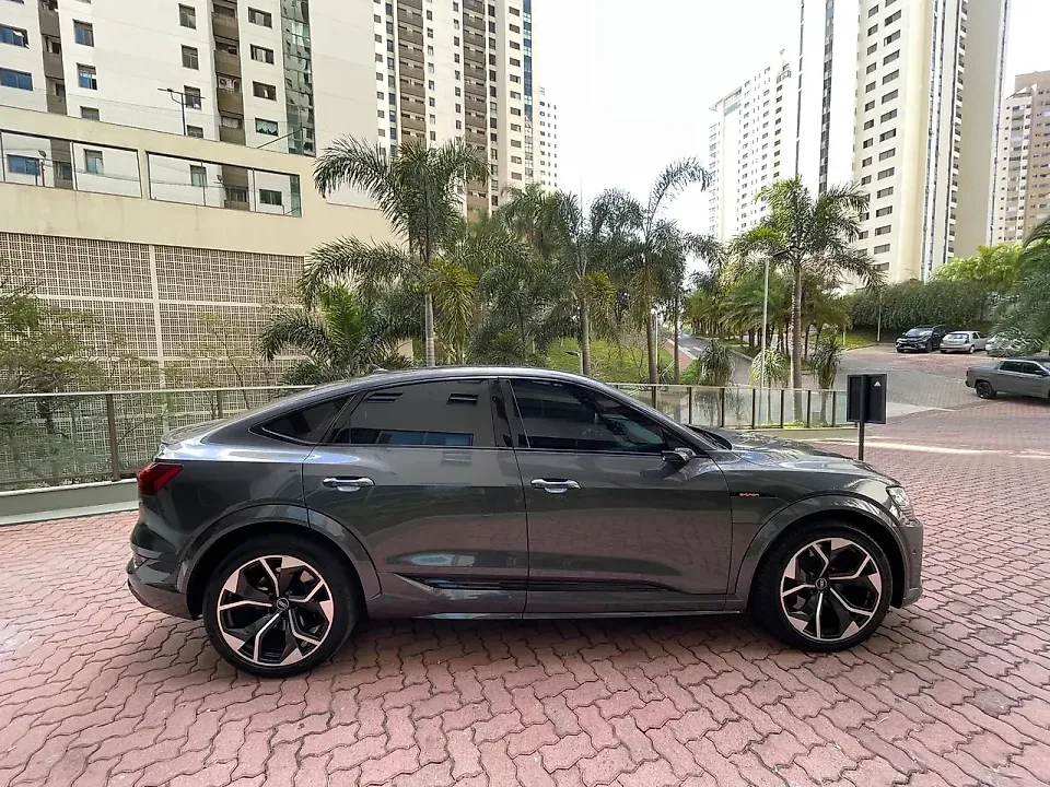 Audi E-tron S Sportback - Imagem 5