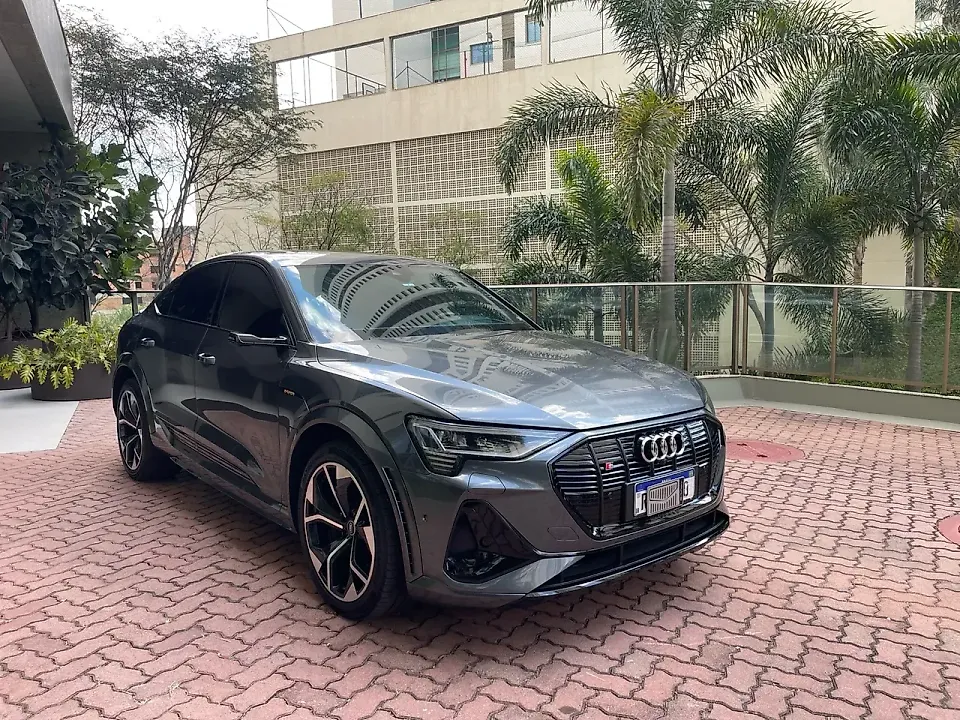 Audi E-tron S Sportback - Imagem 6
