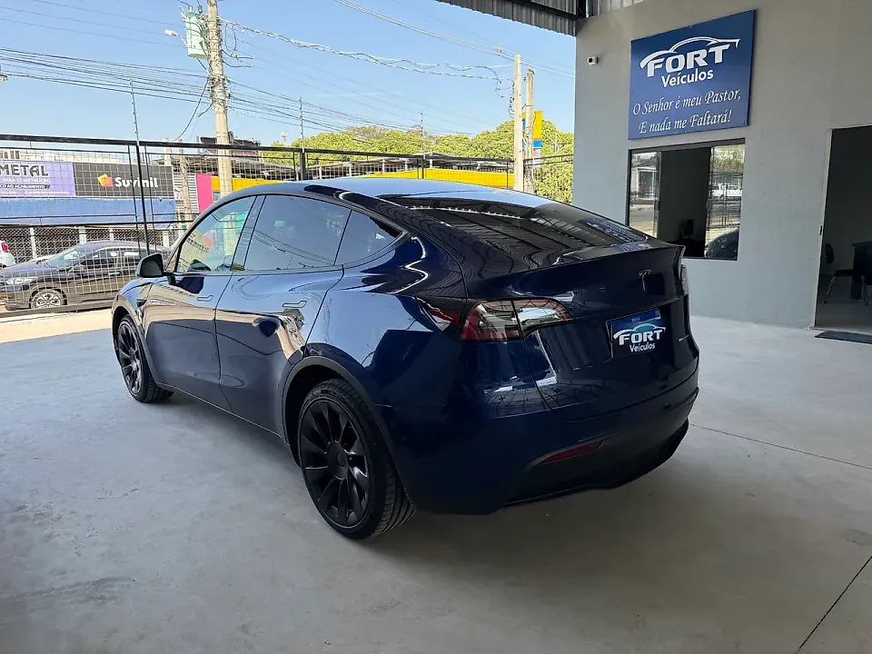 Tesla Model Y - Imagem 5