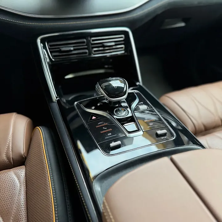 BYD Tang - Imagem 9