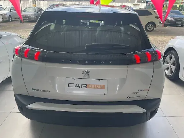 Peugeot E-2008 - Imagem 6
