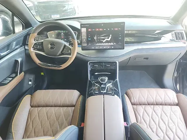 BYD Tang - Imagem 11