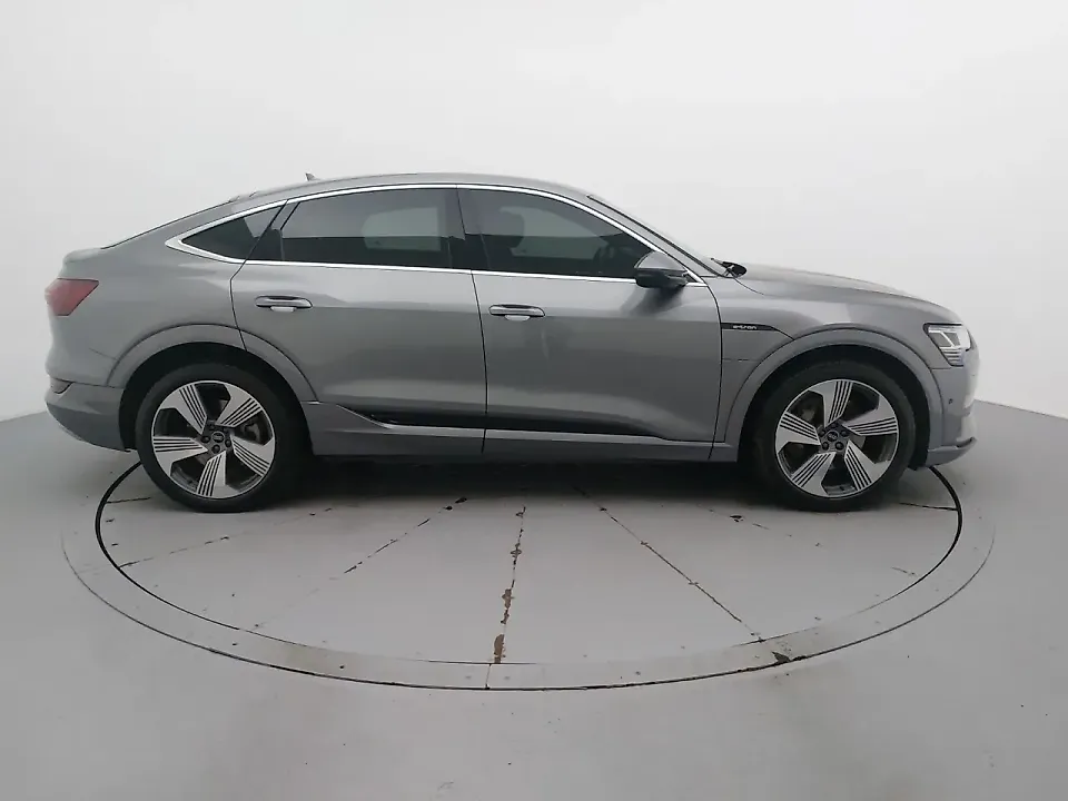 Audi E-tron Sportback - Imagem 4