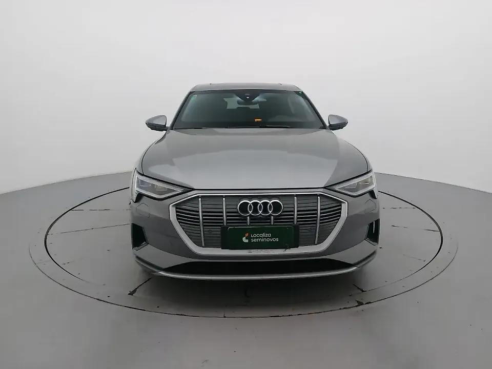 Audi E-tron Sportback - Imagem 2