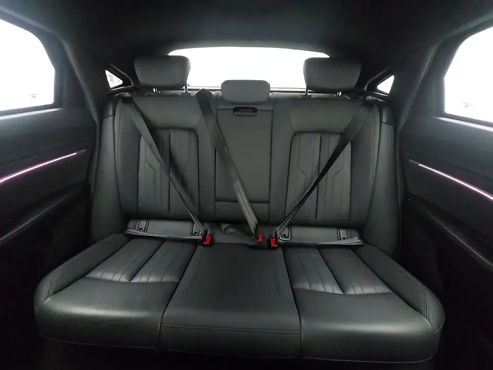 Audi E-tron Sportback - Imagem 12