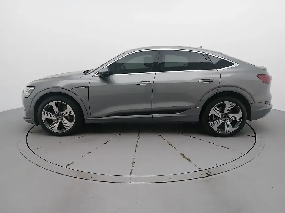 Audi E-tron Sportback - Imagem 8