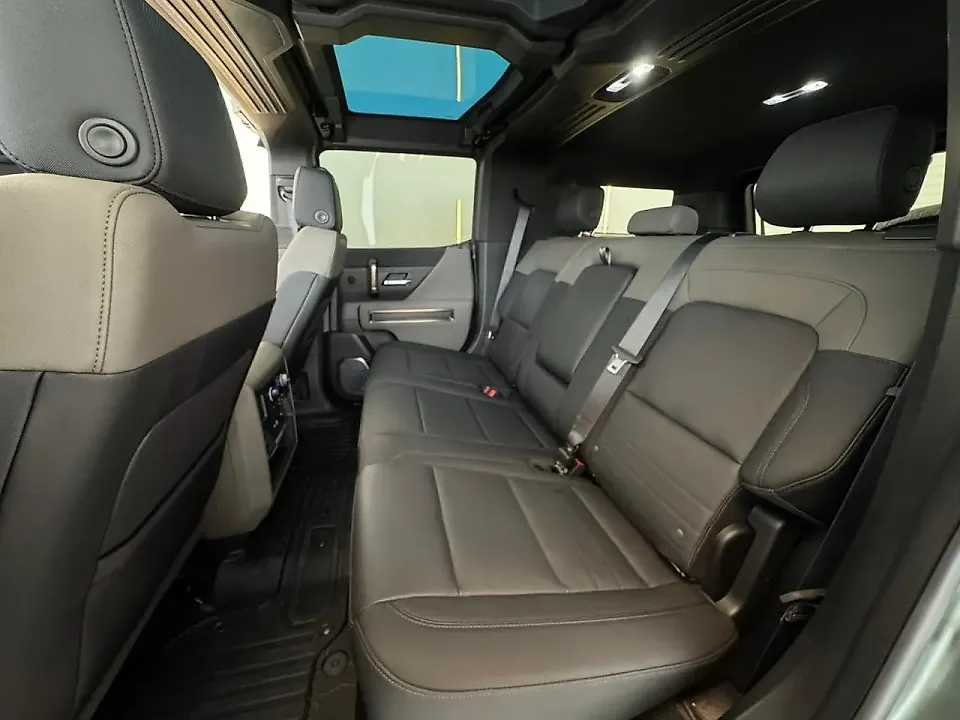 GMC Hummer EV SUV - Imagem 7