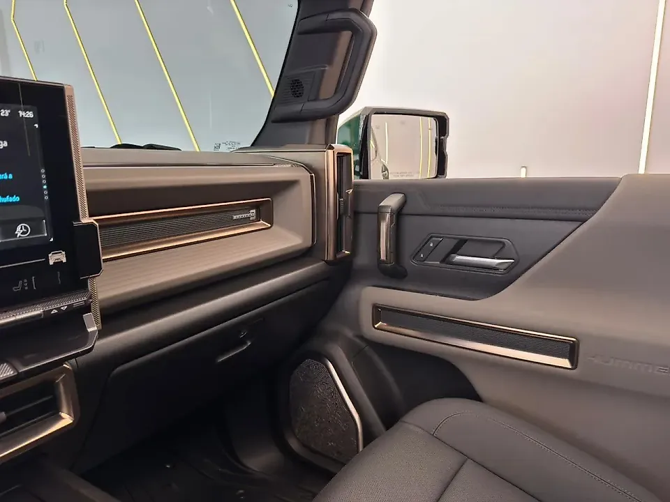 GMC Hummer EV SUV - Imagem 6