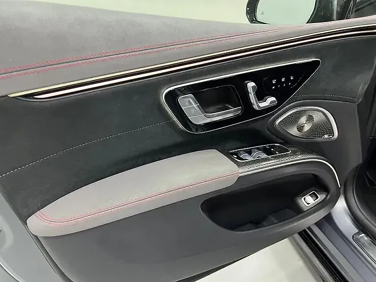 Mercedes Eqs Amg 53 4matic+ - Imagem 11