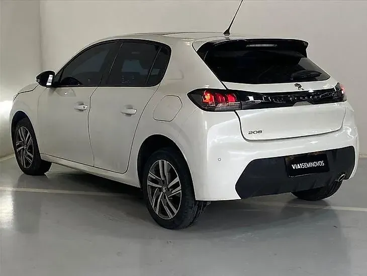 Peugeot E-208 - Imagem 6