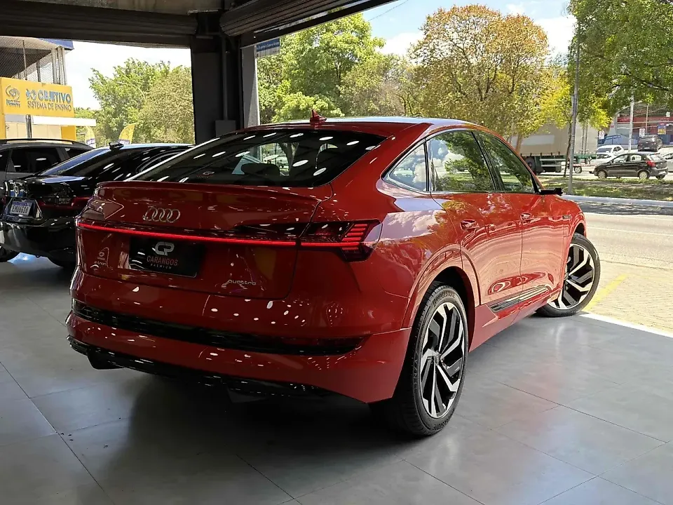 Audi E-tron Sportback - Imagem 6