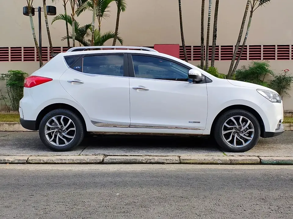 JAC Iev40 - Imagem 4
