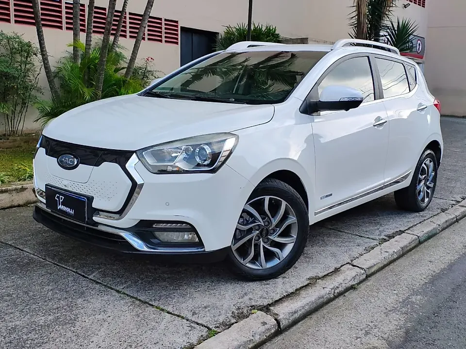 JAC Iev40 - Imagem 1