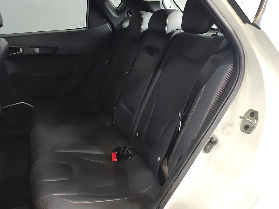 JAC Iev40 - Imagem 13