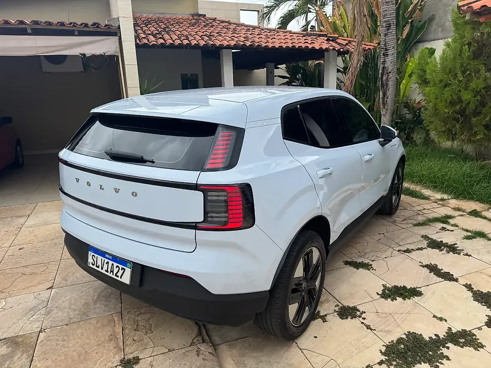Volvo EX30 - Imagem 12