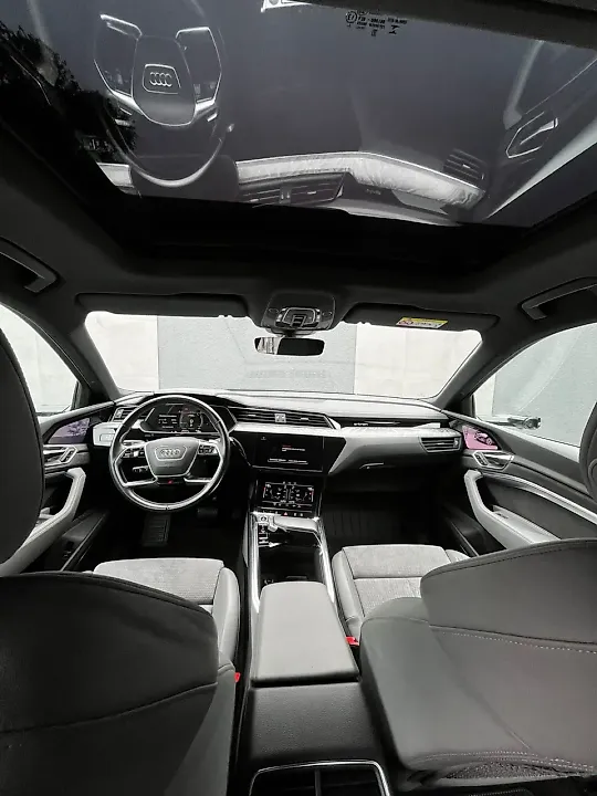 Audi E-tron Sportback - Imagem 10