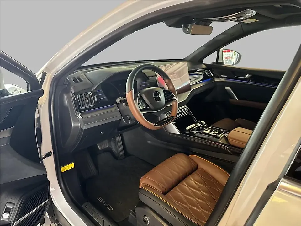 BYD Tang - Imagem 11