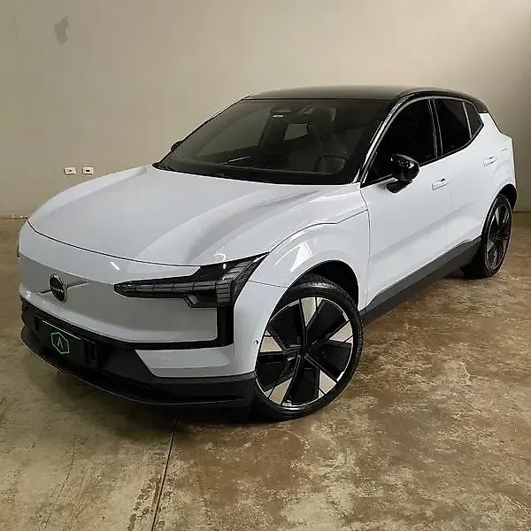 Volvo EX30 - Imagem 1