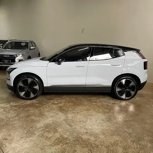 Volvo EX30 - Imagem 5