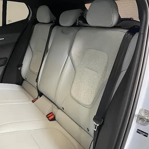 Volvo EX30 - Imagem 10
