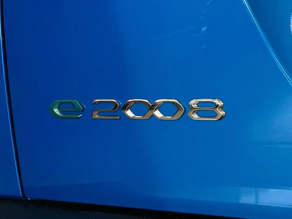 Peugeot E-2008 - Imagem 5
