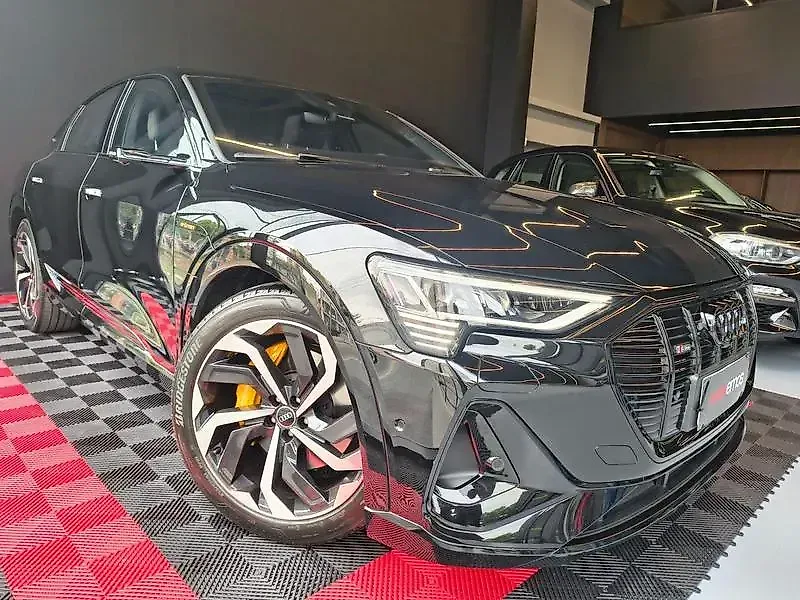 Audi E-tron Sportback - Imagem 1