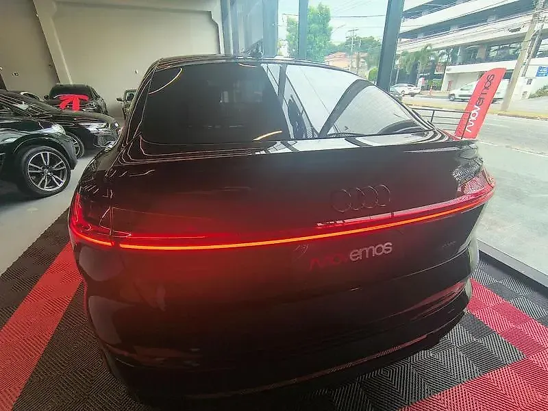 Audi E-tron Sportback - Imagem 3