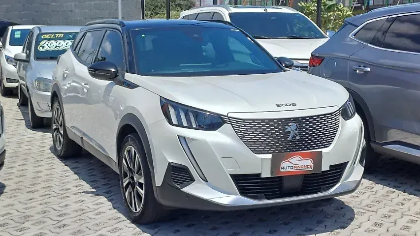 Peugeot E-2008 - Imagem 1