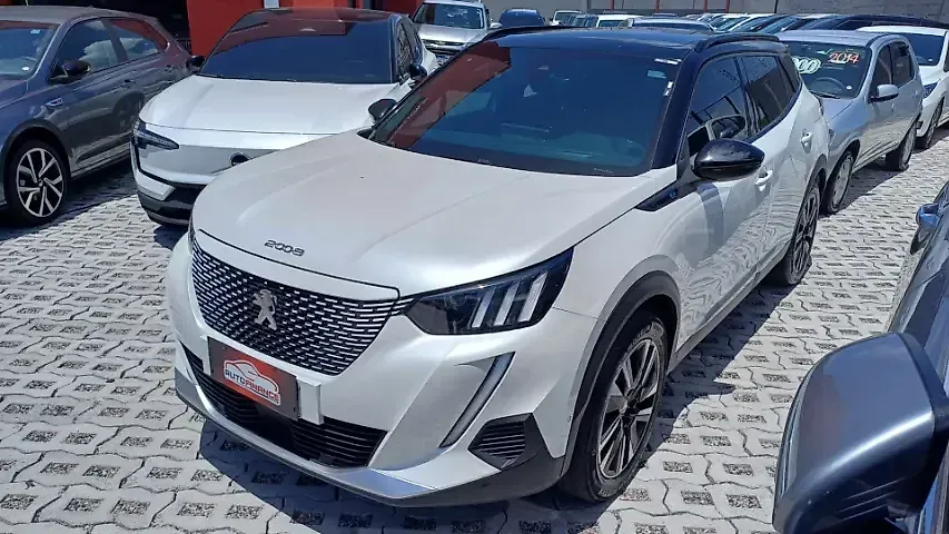 Peugeot E-2008 - Imagem 4
