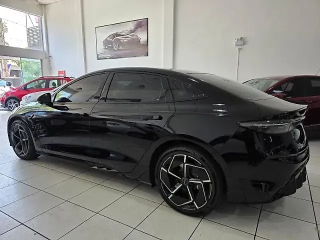 BYD Seal - Imagem 12