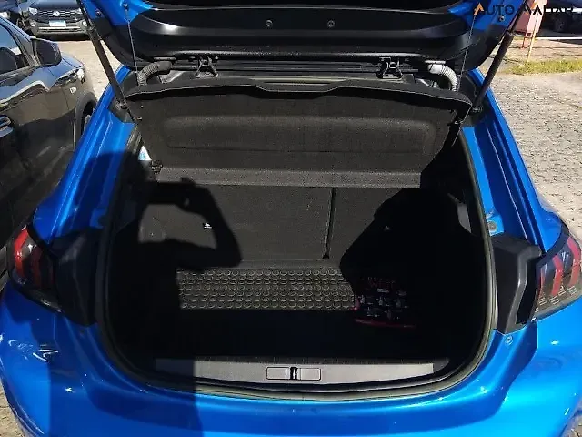 Peugeot E-208 - Imagem 6