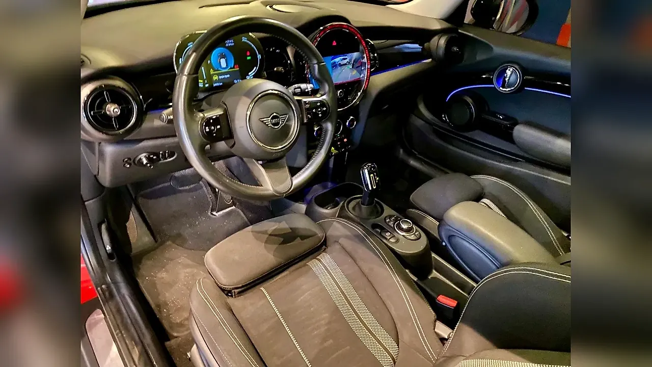 Mini Cooper SE - Imagem 7
