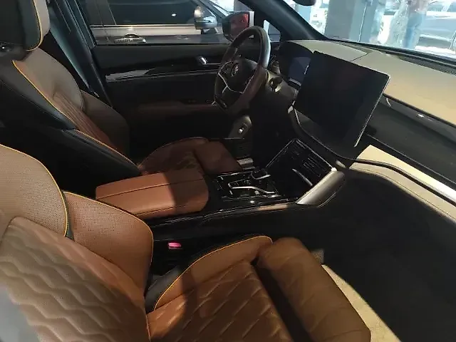 BYD Tang - Imagem 8