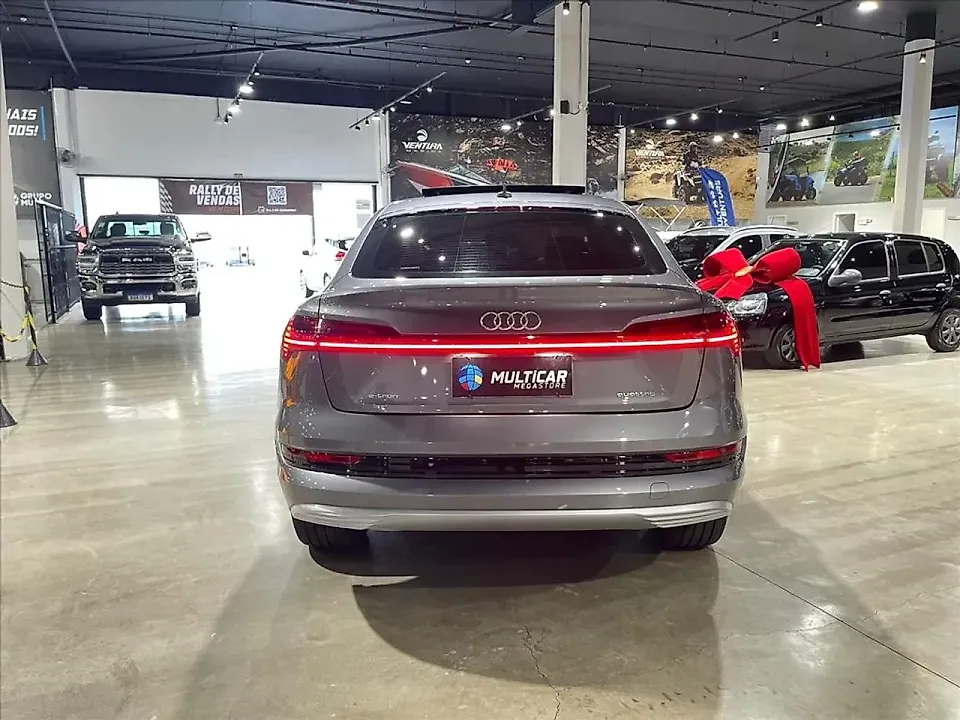 Audi E-tron Sportback - Imagem 5