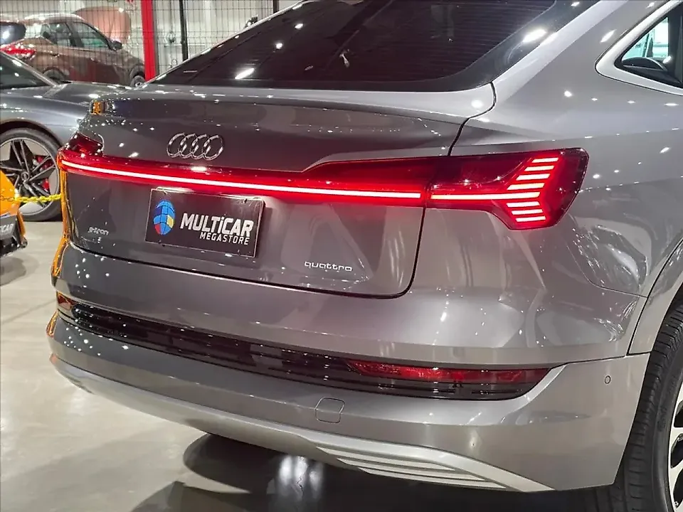 Audi E-tron Sportback - Imagem 15