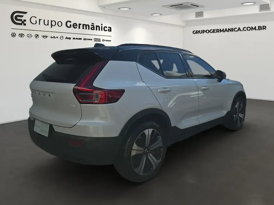 Volvo XC40 Recharge - Imagem 3