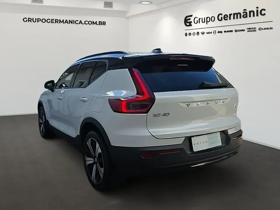 Volvo XC40 Recharge - Imagem 4