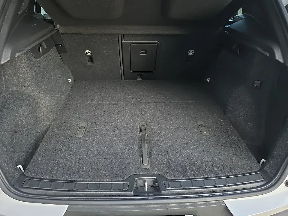 Volvo XC40 Recharge - Imagem 12