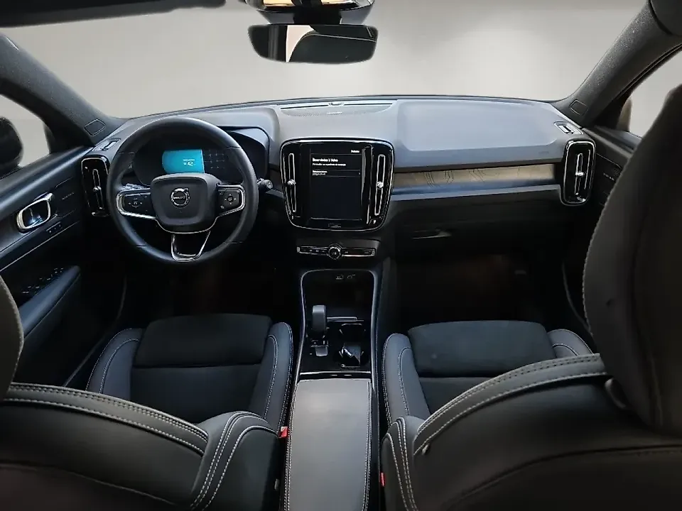 Volvo XC40 Recharge - Imagem 10