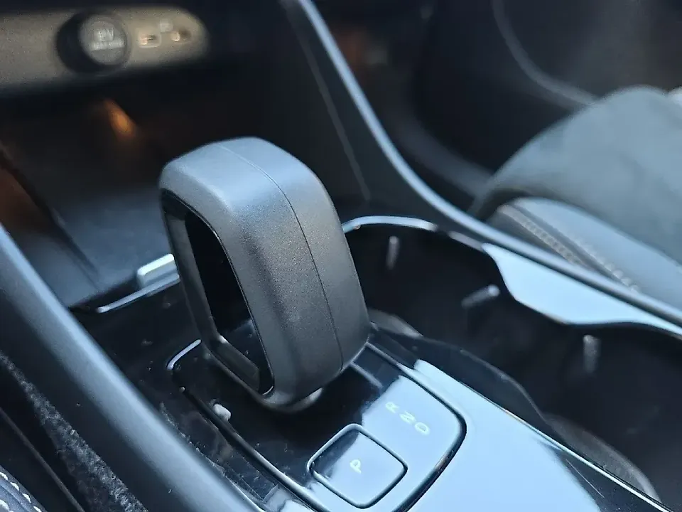 Volvo XC40 Recharge - Imagem 15