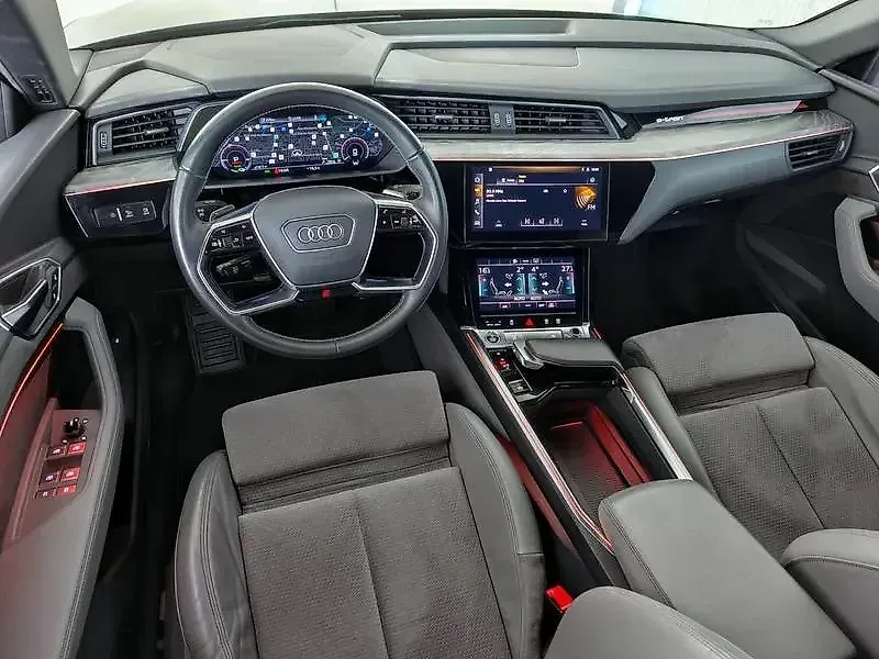 Audi E-tron Sportback - Imagem 13